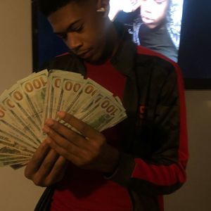 Meet your Posher, Kenny